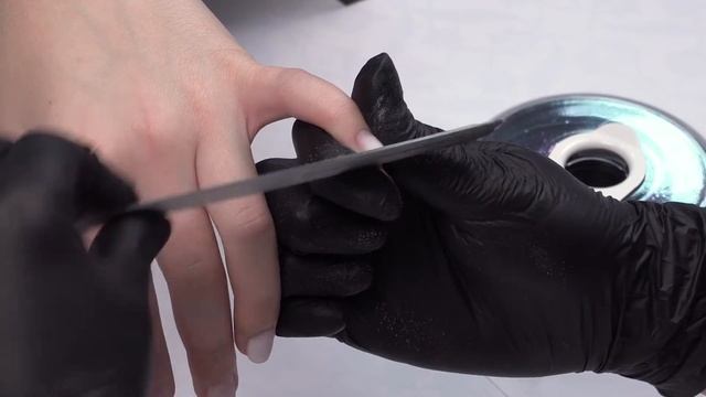 Опил ногтей сменным абразивом в пончике Staleks Pro Exclusive (ATlux-240) смотреть онлайн