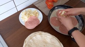 Лаваш с начинкой на сковороде