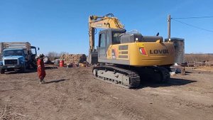 Гусеничный экскаватор Lovol FR245E2