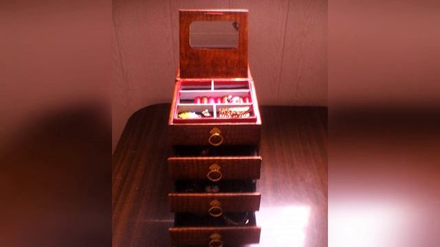 ШКАТУЛКА для украшений. 2 вариант. СВОИМИ РУКАМИ . Она побольше первой. смотреть онлайн