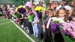 В регионах, которые летом пострадали от сильного паводка, ученики сегодня сели за парты