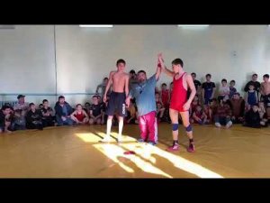 На ковре - Рамазанов Камалудин ученик 8 кл. ГКОУ РД "Караузекская СОШ". с. Заречное - 04.11. 2022 г.