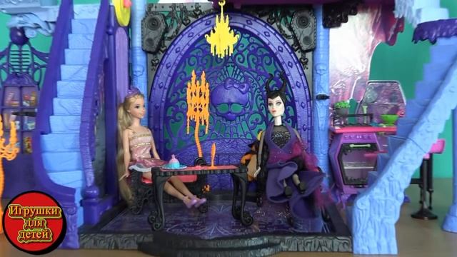 Все Домики канала Игрушки для детей Играем в Барби, Дом Барби Жизнь в доме мечты, Школа Монстров смотреть онлайн