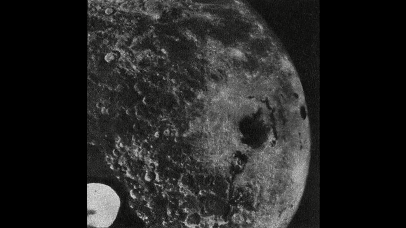 Первые снимки Луны Луна-3