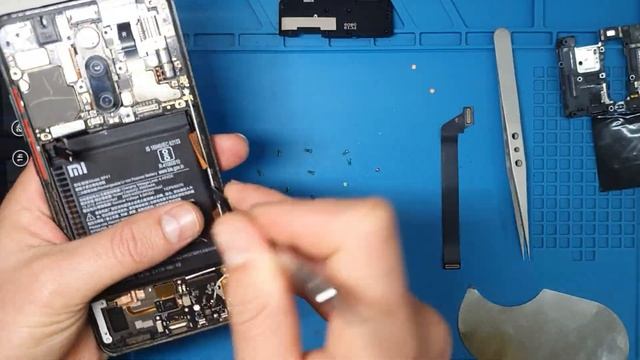 Разборка Xiaomi Mi 9t | Замена аккумулятора |