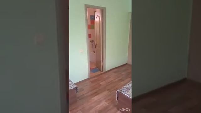 Черное море! Благовещенская! Трехместный номер с террасой в гостевом доме по пер. Лазурный 3