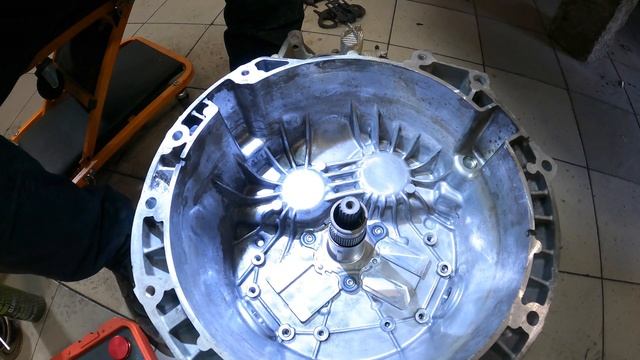 Ford Focus Powershift DCT250 замена вилок смотреть онлайн