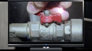 Как закрыть шаровой кран если он заклинил