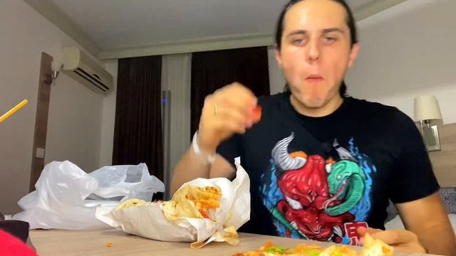 Не ешь роллы в Турции пока не посмотришь это видео/ Роллы и Шаурма из первого попавшегося ресторана смотреть онлайн