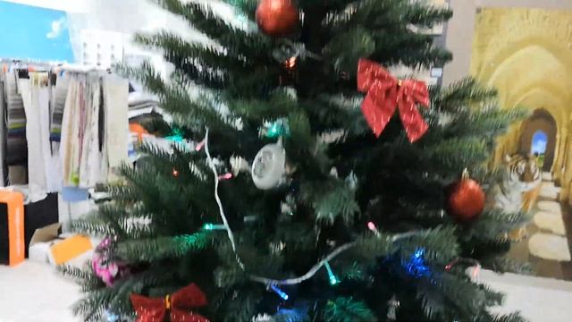 Искусственная елка с литыми иголками смотреть онлайн