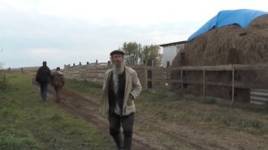 Пьяные, якобы со ст Ребриха, ищут приключения в православном пос. Потеряевка. 03. 10. 2016