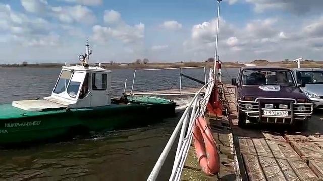 Паромная переправа через Оку около д.Юшта