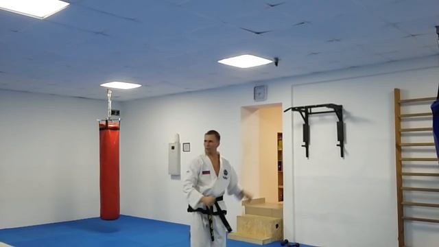Тхэквондо мфт. Отработка юпча бусиги.