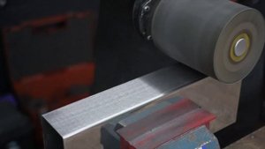 Гильзы MicroGgrid убирают царапины на нержавейке.