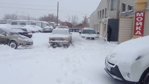 Lancer Evolution X on snow Эво 10 Лансер по пухляку ТРАКТОР!!