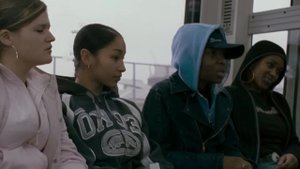 Девочки из ГЕТТО придумали как легко заработать на одежду, но одна из них забеременела