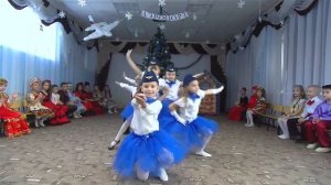 Танец стюардесс.mp4