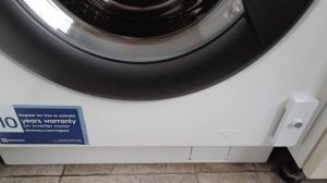 Встраиваемая стиральная машина Electrolux.  Высокое качество. Хороший функционал. Сборка Италия.
