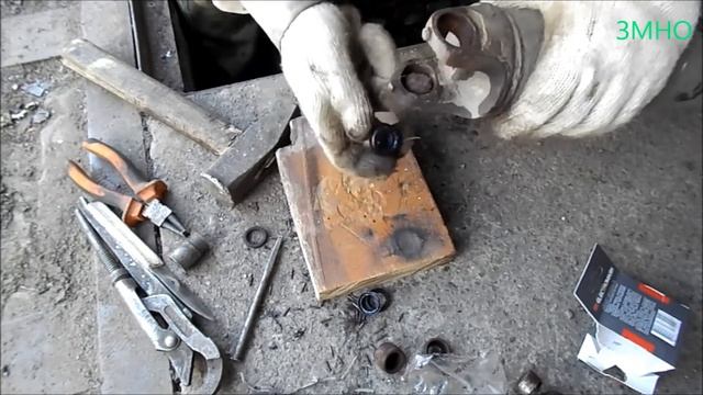 Замена крестовины на ВАЗ 2104 без съёмника смотреть онлайн