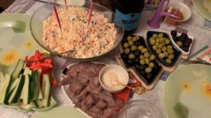 Наше 31 декабря переходящее в НОВЫЙ ГОД/ Сладкие подарки/Новогодний торт/ Влог/ Веселая семейка и К