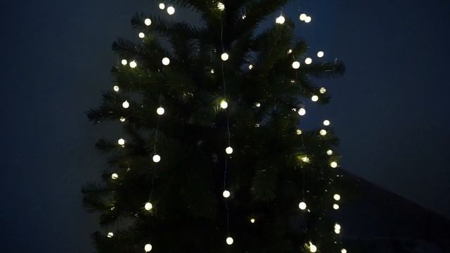 Гирлянда "Atlas" Лошадиный хвост 10 прядей 200 см (пучок) mini LED Камень Шар тепло-белая active смотреть онлайн