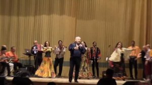 Табор возвращается! "Две гитары" поет Николай Васильев