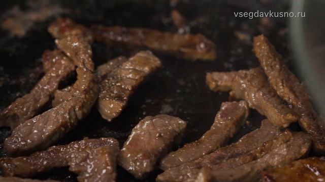 Вкусные БЛЮДА ПО-СТРОГАНОВСКИ. 4 популярных рецепта от Всегда Вкусно! смотреть онлайн