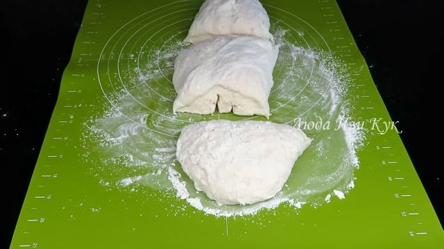 ПРОСТЫЕ ЛЕПЕШКИ на кефире вместо хлеба с сыром и зеленью Люда Изи Кук cheesy garlic flatbread recip