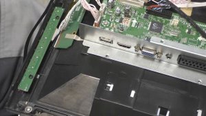 fusion fltv-22l31b (V1M02) не включается