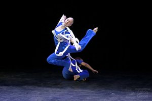 "На краю", Ансамбль "КАЛИНКА"г. Санкт-Петербург. "On the edge", Ensemble "KALINKA" Saint Petersburg.