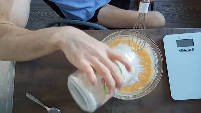 Блины на молоке с льняными отрубями. Простой рецепт. Папа готовит смотреть онлайн