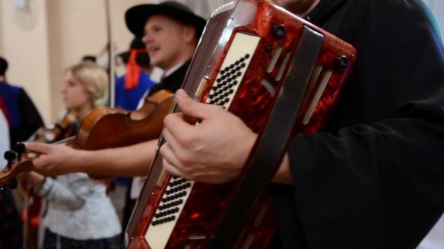 Kapela Góralska Kotlawa - Wesele napad zbójnicki, zabawy weselne смотреть онлайн