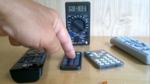 КАК ПРОВЕРИТЬ ЛЮБОЙ ПУЛЬТ С ПОМОЩЬЮ ТЕСТЕРА И СВЕТОДИОДА ?