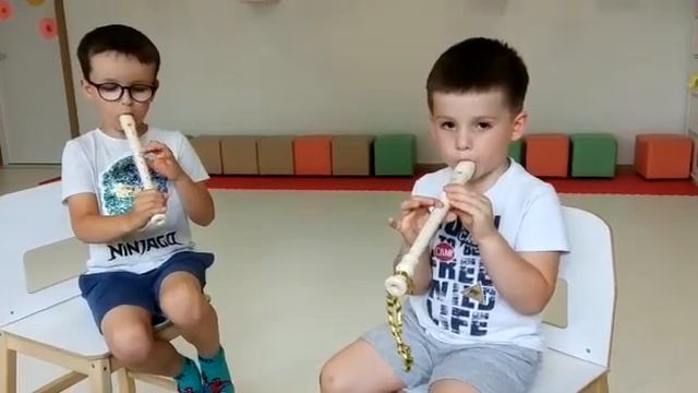 Обучение детей игре на блокфлейте смотреть онлайн