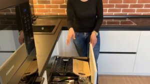 Кухня на заказ ручка Гола