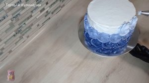 как ЭФФЕКТНО и ПРОСТО одной насадкой украсить боковину торта. Украшение БЕЛКОВО-ЗАВАРНЫМ КРЕМОМ