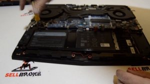 How to Disassemble Alienware 17 R5 Laptop