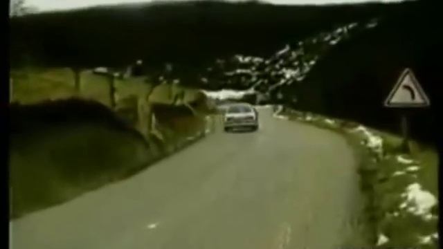 TV France - Spot Renault Clio Williams смотреть онлайн