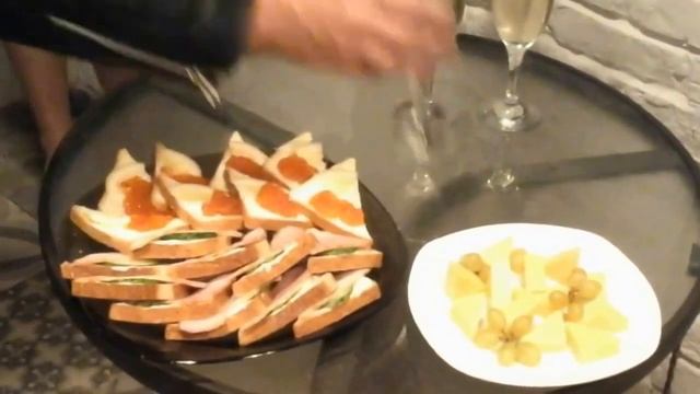 выставка Лианы в кафе Урбан Бургер Кременчуг смотреть онлайн