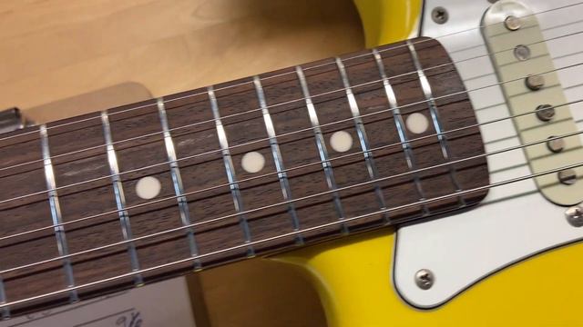 2006 Fender CIJ Japan ’62 Vintage Reissue ST62 70TX Stratocaster Rebel Yellow USA Pickups смотреть онлайн