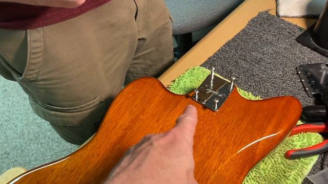 Building The Ultimate Pub/Club Guitar - Phase Two: Bridge, Tuners & Neck смотреть онлайн
