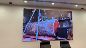 Светодиодный экран для помещения, шаг пикселя 1.66 мм. 3200х1920 мм. Разрешение 1920х1152 пикселя.