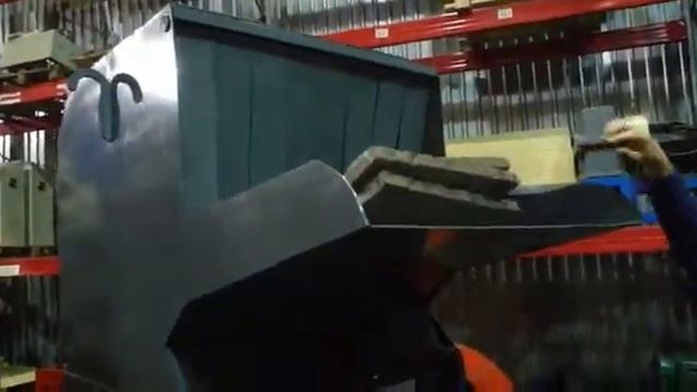 Универсальная дробилка для пластика смотреть онлайн