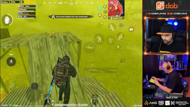 Teaching My Dad How To Play Metro Royale 😂 смотреть онлайн