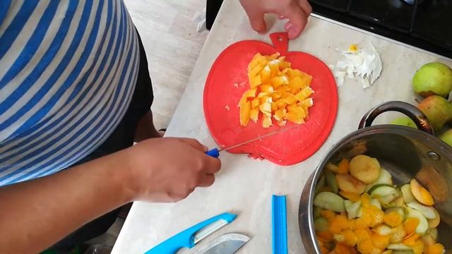 Полезный, вкусный,витаминный компот