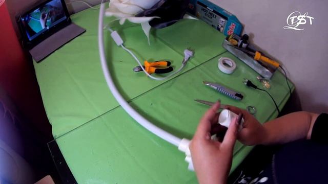 Роза Чёрно-белая настольная .Светильник часть 2. Бесплатный МК / lamp rose / DIY смотреть онлайн