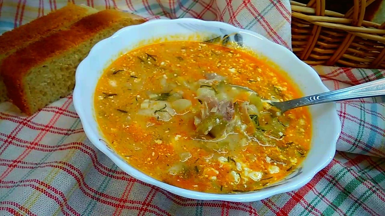 Рассольник с курицей и перловкой