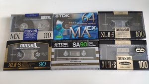 Обзор запечатанных кассет (и не только)