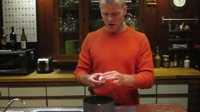 How To Peel Hard-Boiled Eggs Without Peeling | Tim Ferriss смотреть онлайн