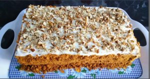 очень нежный медовик со сметанно-сливочным кремом. very delicate honey cake with sour cream. (1)